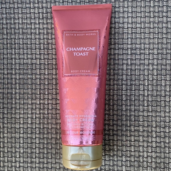 Bath & Body Works Champagne Toast Ultimate Body Cream & In The Stars Mist - Picture 4 of 11